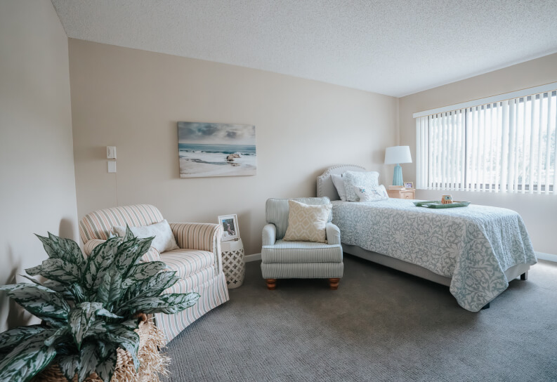 Warm and Comfortable Bedroom for Seniors at Memory Care Facility Warm and Comfortable Bedroom for Seniors at Memory Care Facility